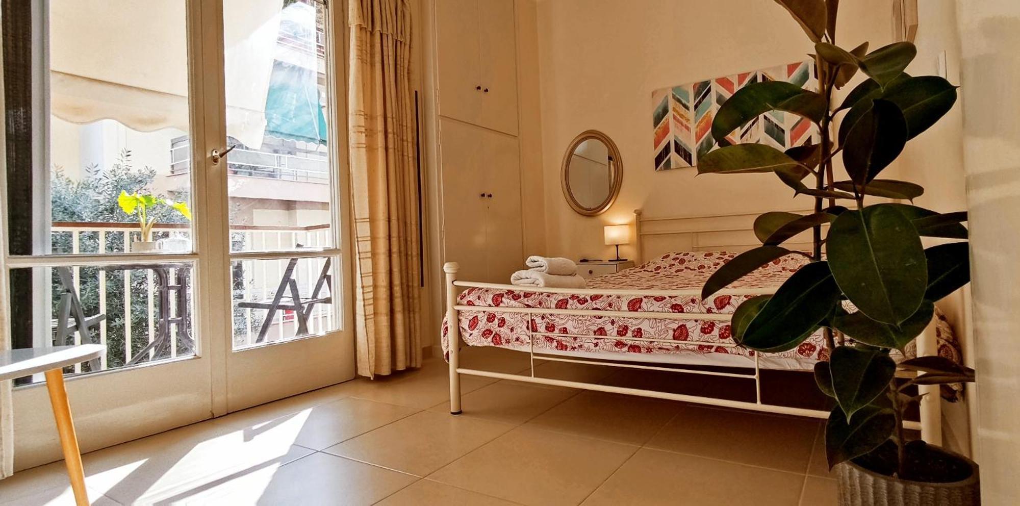 Next To Metro! Bright Apartment With Fully Equipped Kitchen Atenas Exterior foto